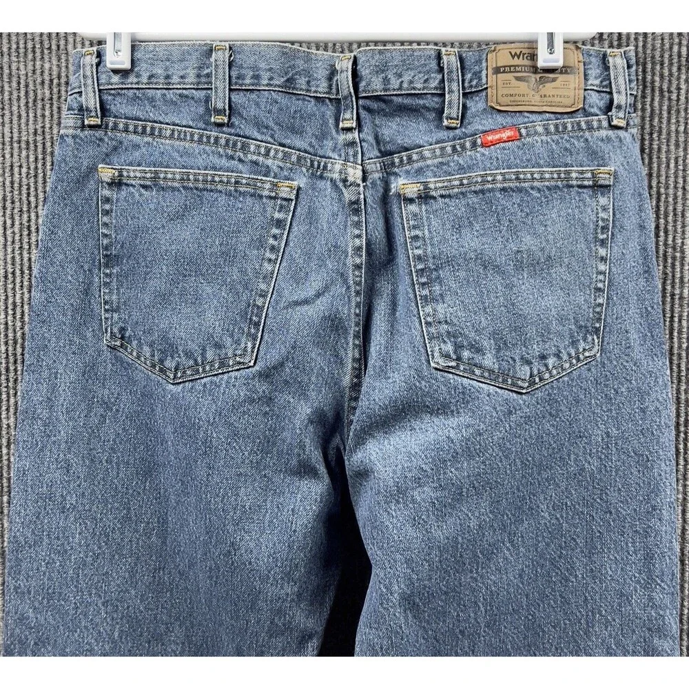 Wrangler Jeans Men 38x32 Blue Denim Pants Straight Leg Regular Fit Cotton Mexico